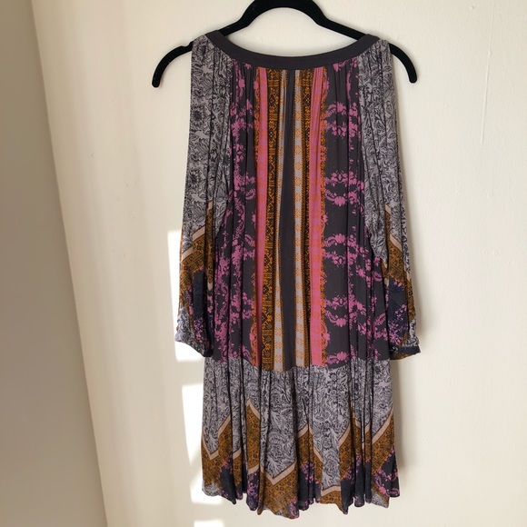 Free people cold shoulder boho dress 💗 - Picture 5 of 8